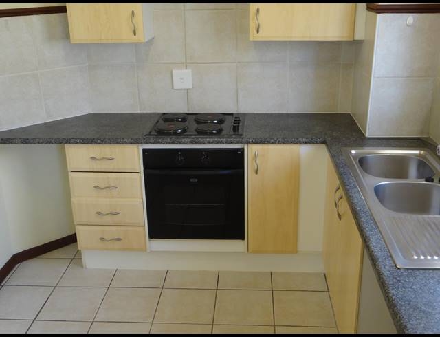 2 BEDROOM APARTMENT TO LET IN FAERIE GLEN